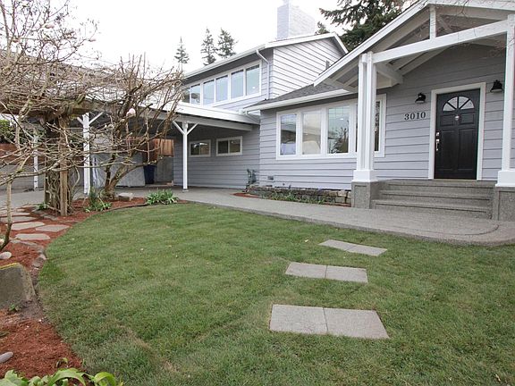 3rd image of 3010 67th Ave SE