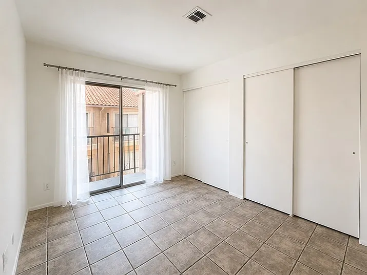 653 W Guadalupe Rd #2019 — Photo 11