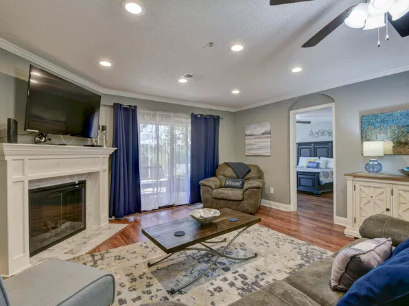 350 S Wildwood Drive #E3 BLDG E, Branson, MO 65616