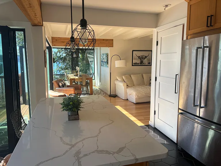 11557 Holmes Point Dr NE — Photo 15