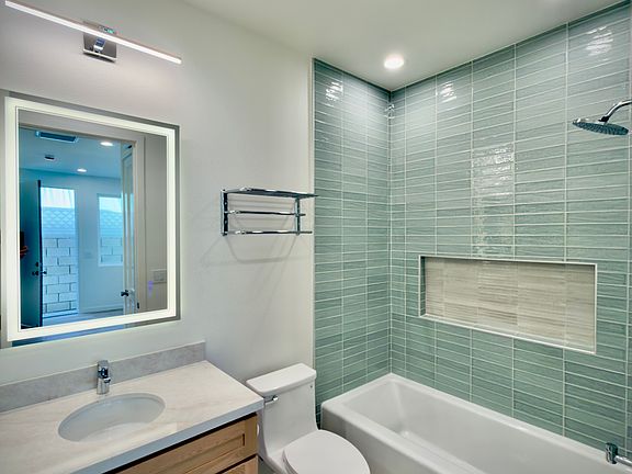 3rd image of 9845 Liggett St #9843