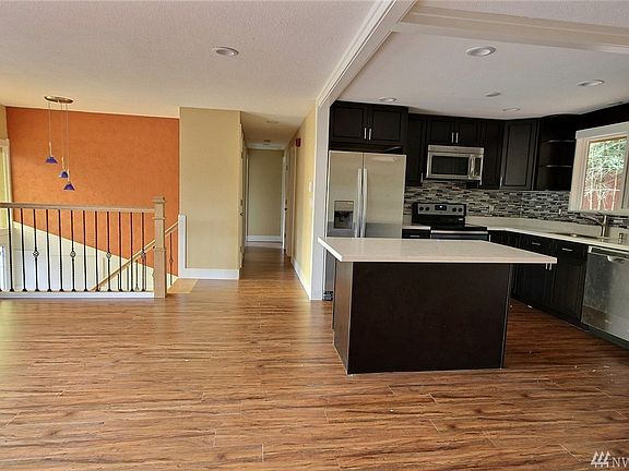 4th image of 11854 SE 323rd Pl