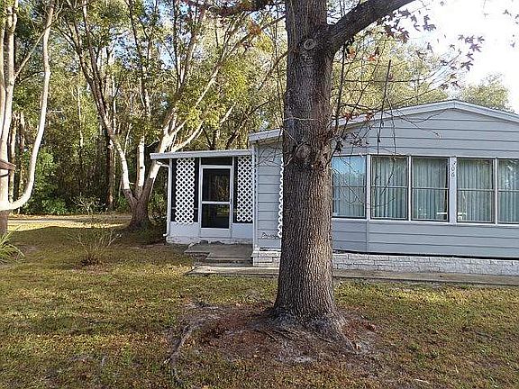 2nd image of 306 Palm Cove Dr