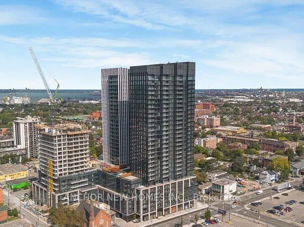 1207 John St N Unit 91, Hamilton, ON L8R 1H7