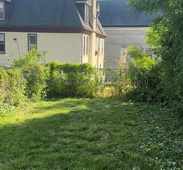 4714 Fowler St — Photo 20