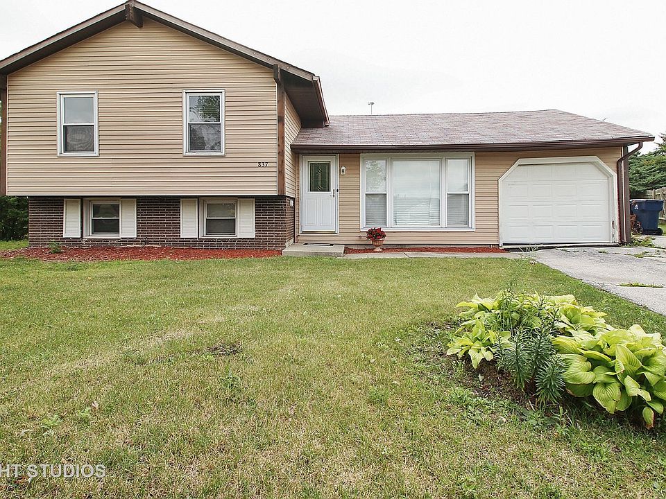 1st image of 837 Oxford Ave