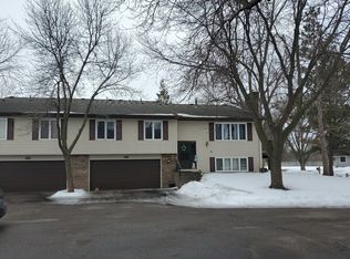 9376 Kingsview Ln N, Maple Grove, MN 55369