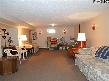5th image of 3649 Ascot Dr