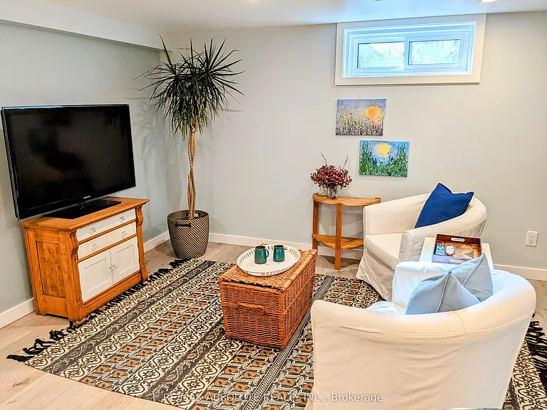 836 Quinlan Rd #A — Photo 4