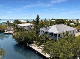 27415 Barbuda Ln, Ramrod Key, FL 33042