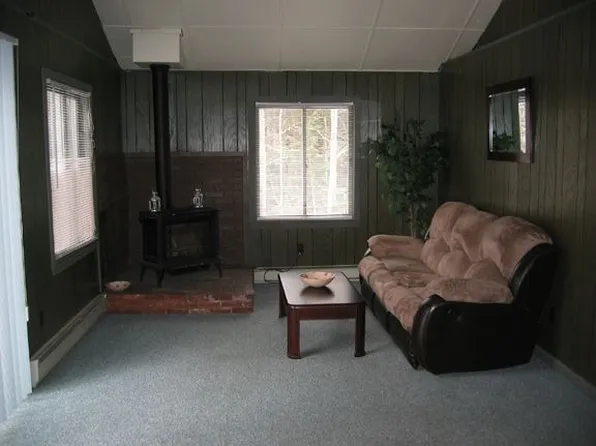 51 White Birch Dr, Gilford, NH 03249