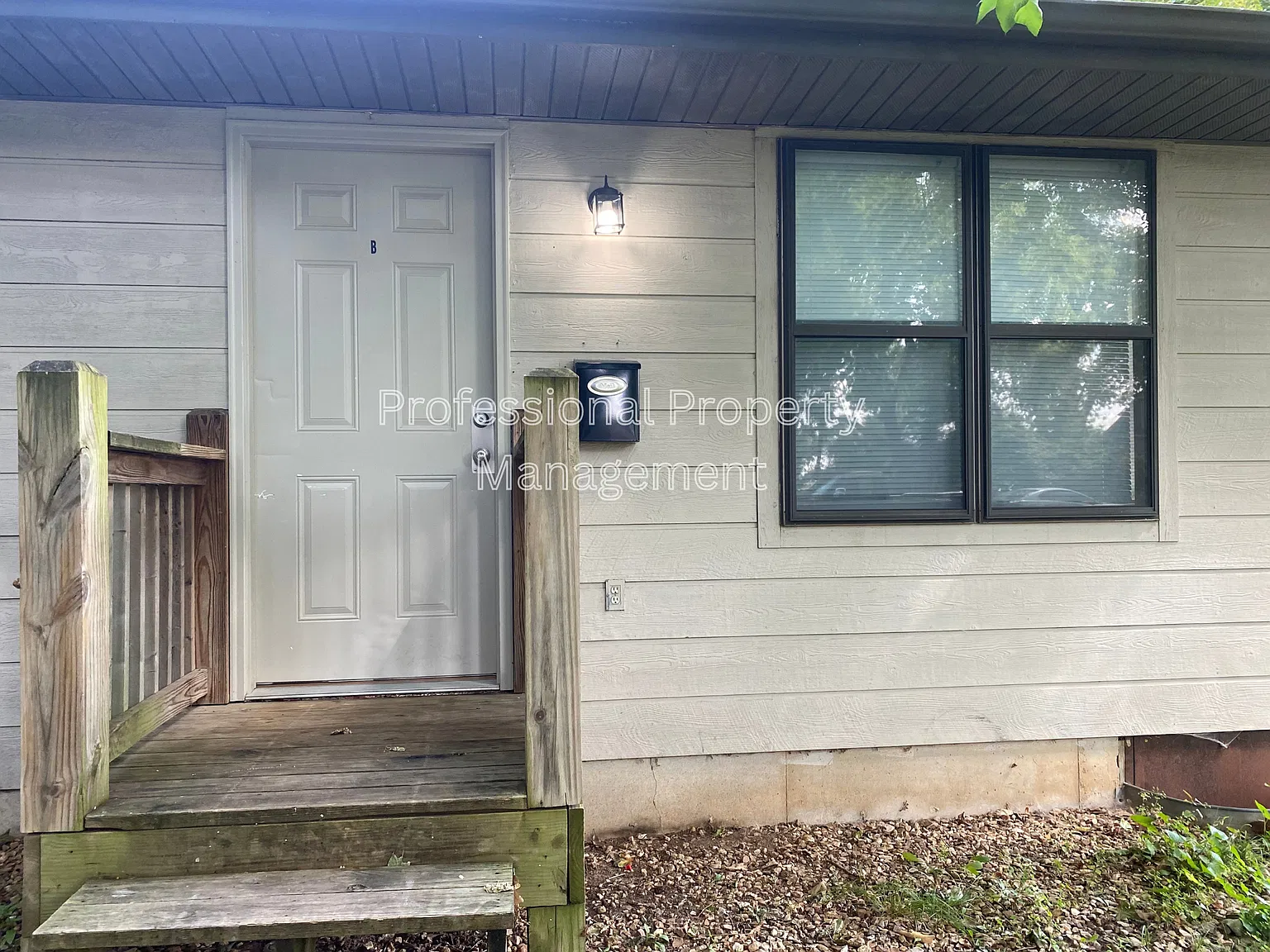 2 bed, 780 sqft, $925 — Photo 2