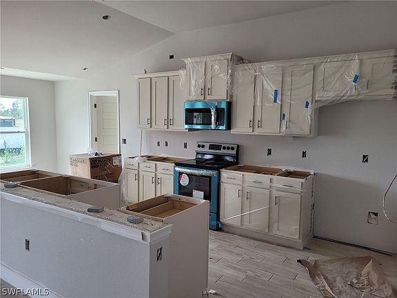 5th image of 3224 NE 14th Court Cpe