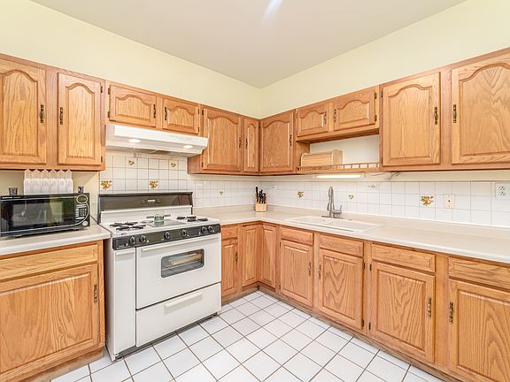 5th image of 5542 N Paulina St