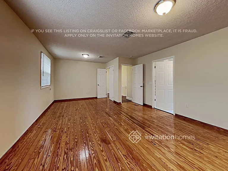 9853 SW 221st St — Photo 12