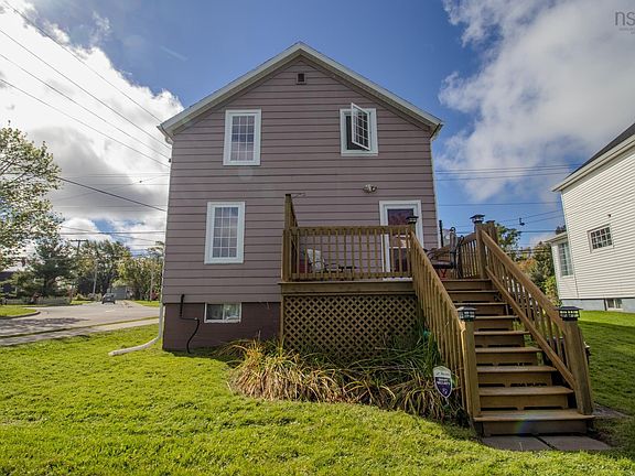 5th image of 691 Upper Prince St