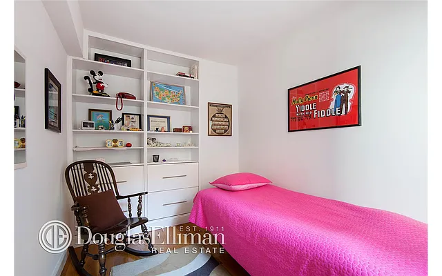 Sold by Douglas Elliman | media 23