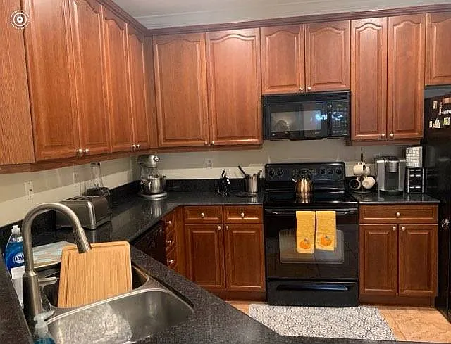 11564 Mizzon Dr #914 — Photo 6