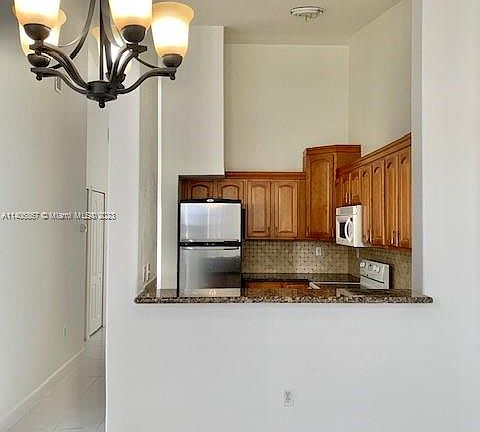 3rd image of 1658 SE 28th Ct