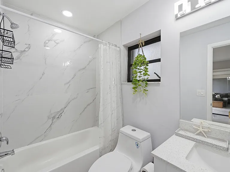 6396 Country Wood Way — Photo 32