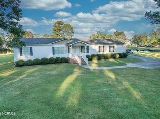 110 Canal Ct, Grandy, NC 27939