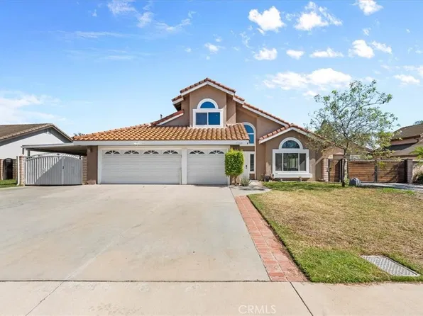 7250 Goldboro Ln, Riverside, CA 92506