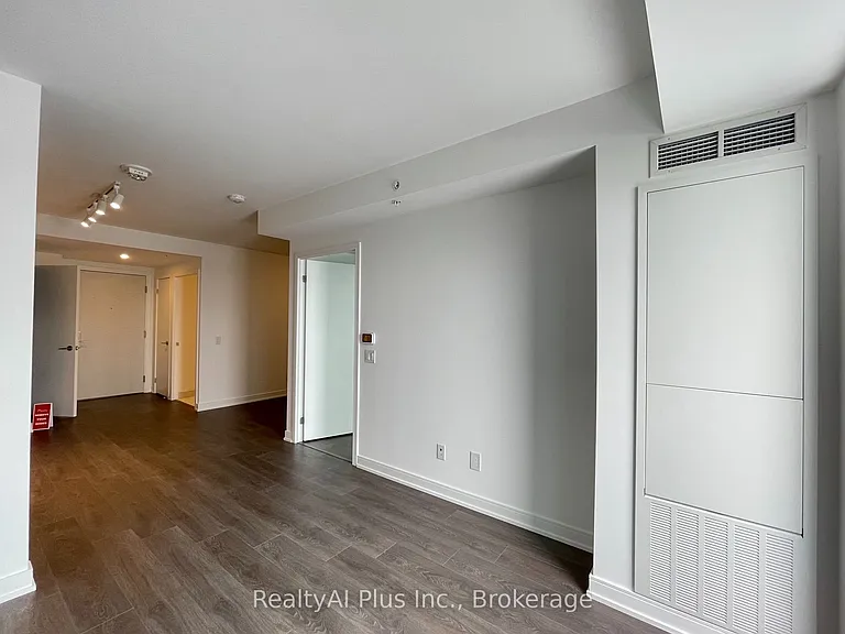 30 Samuel Wood Way #2405 — Photo 5