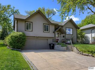 2416 N 112th St, Omaha, NE 68164