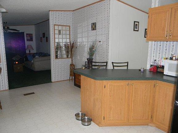 5th image of 2919 Tanbark Dr