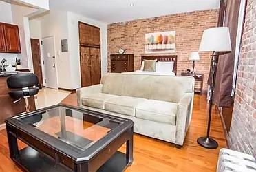 Rented by Century 21 Metropolitan