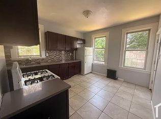116 22nd St FLOOR 2, Irvington, NJ 07111