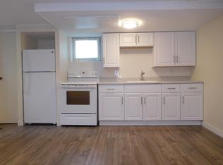 6 Howe St, Huntington Station, NY 11746