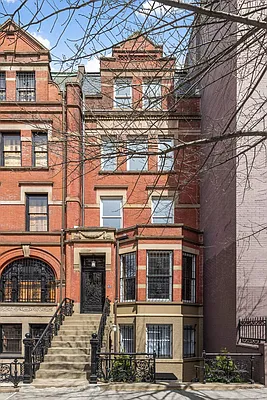 Rented by Sotheby's International Realty | media 2