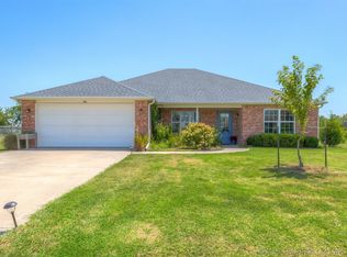 28 Hazel St, Inola, OK 74036