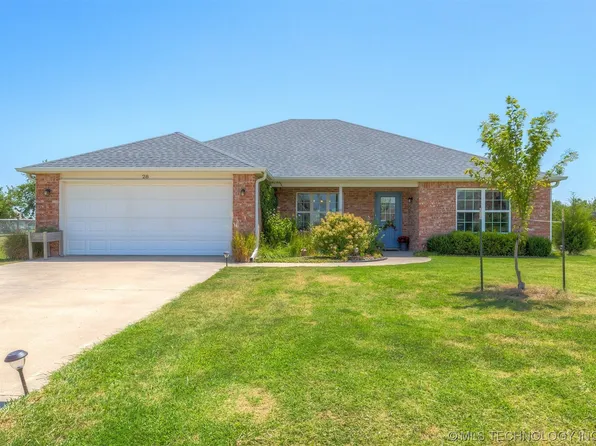 28 Hazel St, Inola, OK 74036