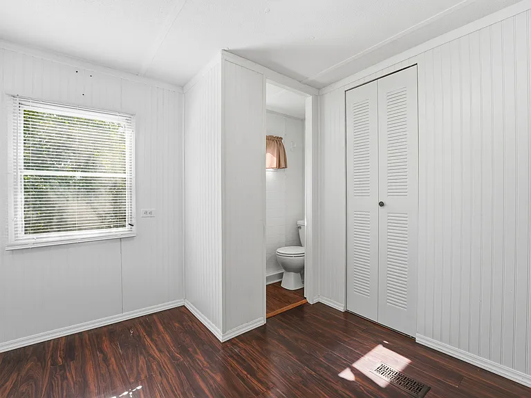 4432 Calm Harbor St — Photo 9