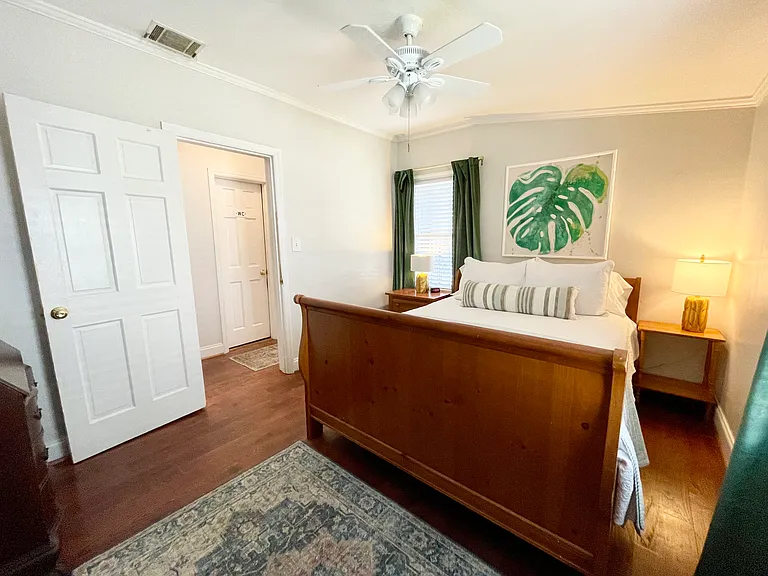 Bedroom #1