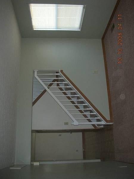 1st image of 7961 Bobtail Ct