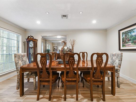 5th image of 802 Golden Bear Ln