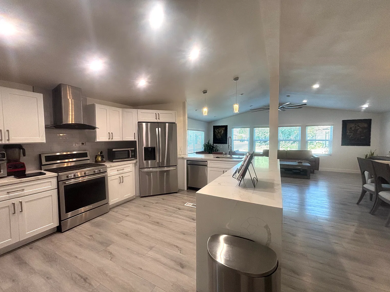 2 bed, 1440 sqft, $3,500 — Photo 1