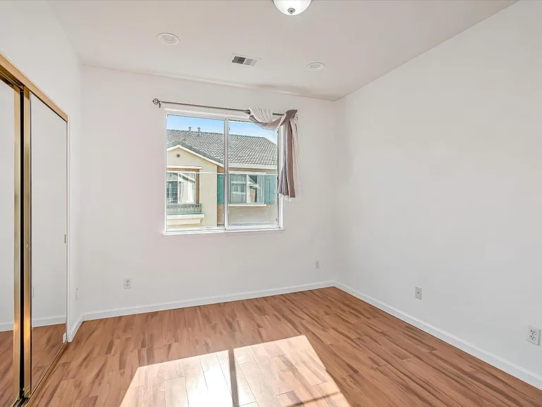 3654 Jasmine Cir — Photo 10