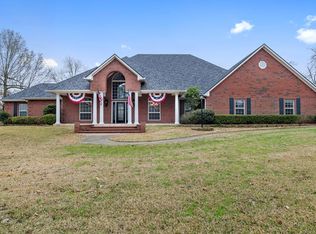 1142 Carrell Rd, Lufkin, TX 75901