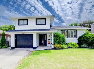 311 Sandowne Dr, Waterloo, ON N2K1V9