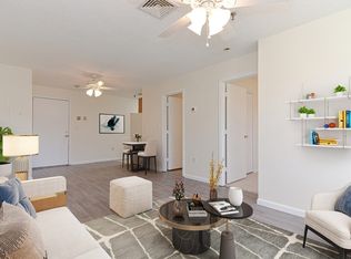 35 Prospect St APT 114, Woburn, MA 01801