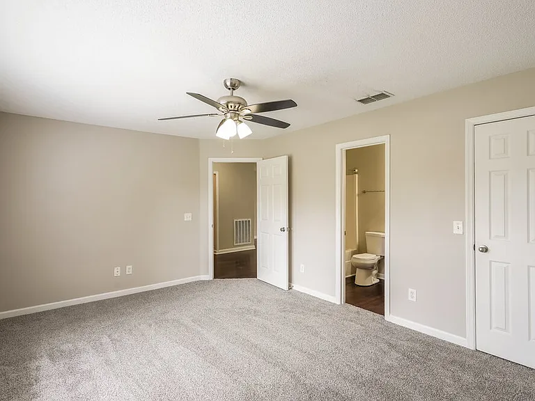 6620 Shadyview Dr — Photo 9
