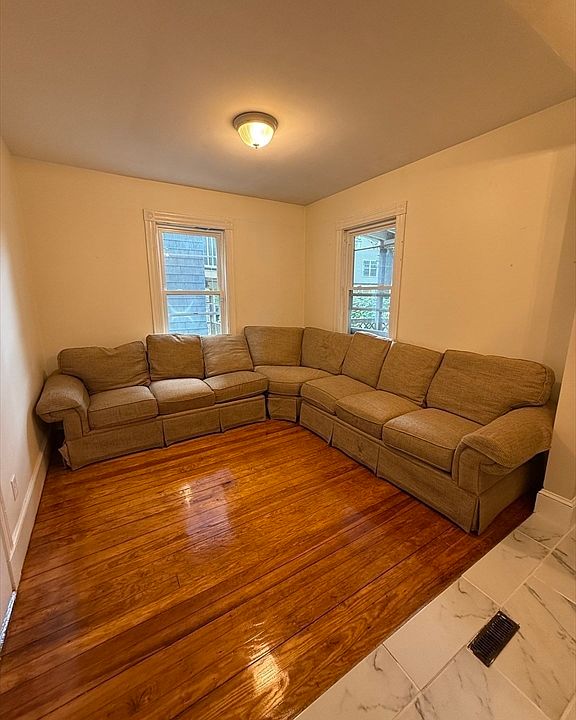 2nd image of 10 Bucknam St #2R