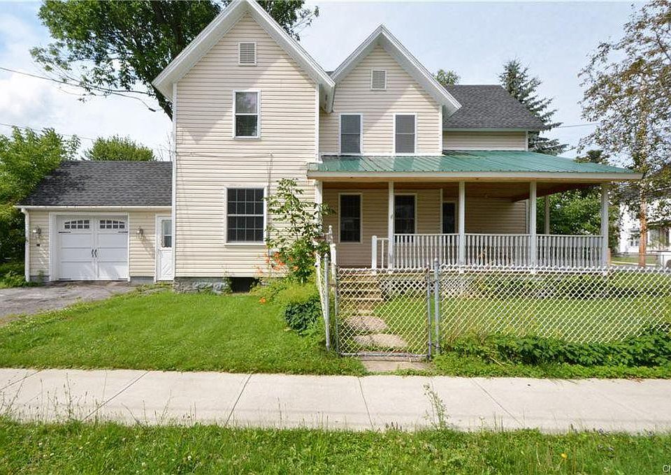 1st image of 318 Flower Ave E