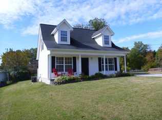 1613 Leconte Rd, Knoxville, TN 37914