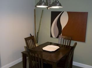 16450 Heather Ln APT 202, Middleburg Heights, OH 44130