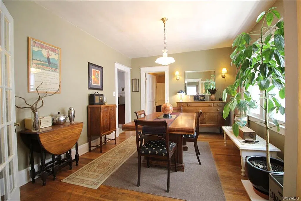 3 bed, $2,000 — Photo 4